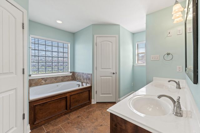 150 Merlot Drive, Conway, AR 72034