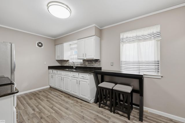 33043 Fraser Avenue, Fraser, MI 48026