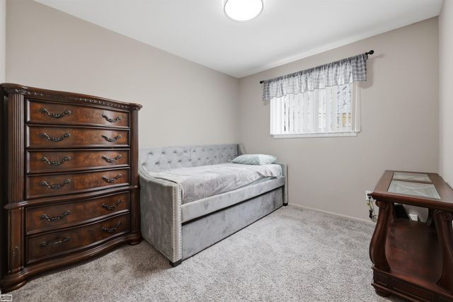 33043 Fraser Avenue, Fraser, MI 48026