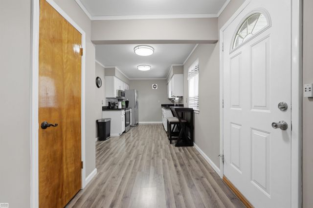 33043 Fraser Avenue, Fraser, MI 48026