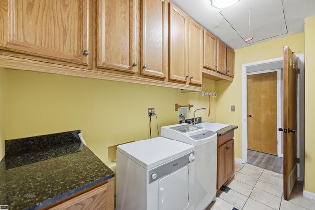 33043 Fraser Avenue, Fraser, MI 48026