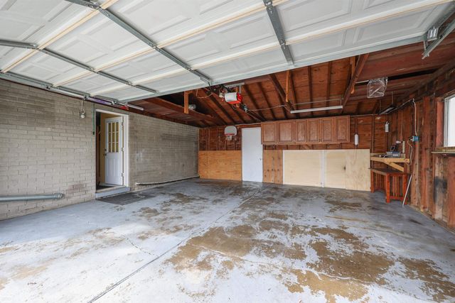 33043 Fraser Avenue, Fraser, MI 48026