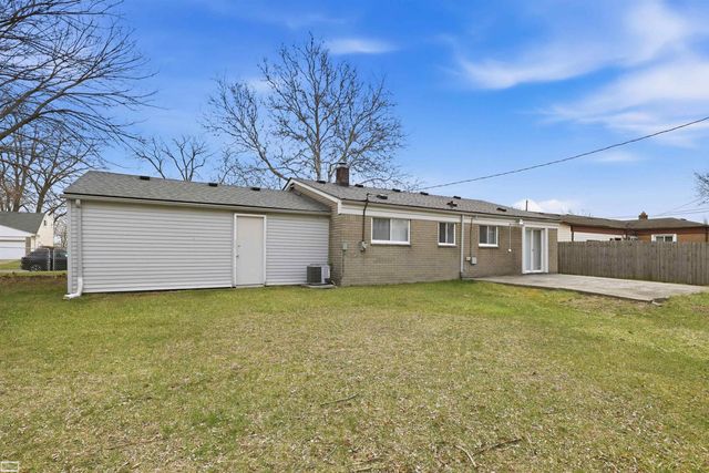 33043 Fraser Avenue, Fraser, MI 48026