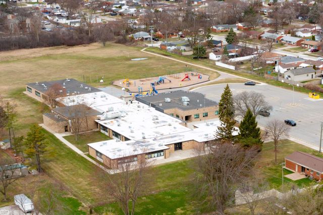 33043 Fraser Avenue, Fraser, MI 48026