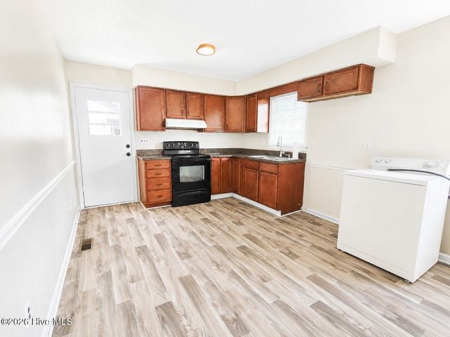3649 S Walnut Street, Farmville, NC 27828