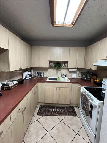 1900 W 68th Street F104, Hialeah, FL 33014