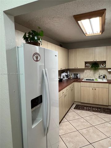 1900 W 68th Street F104, Hialeah, FL 33014