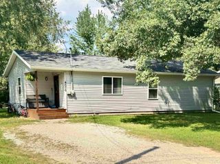 4876 Cedar Dr Drive, Gladwin, MI 48624