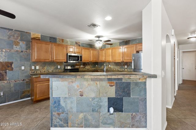 1498 E ROSEBUD Drive, San Tan Valley, AZ 85143