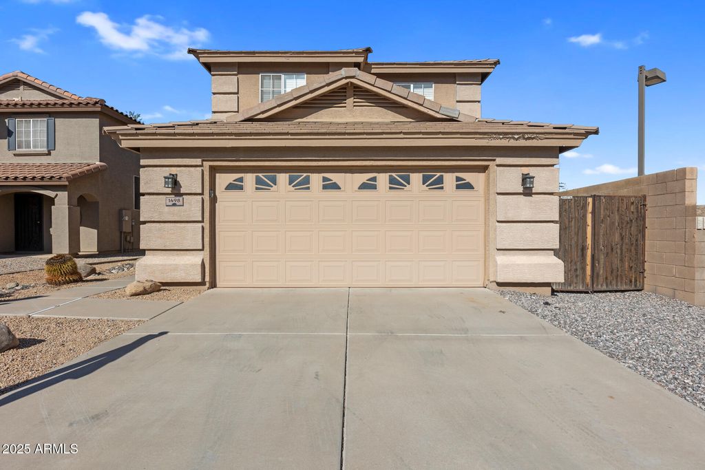 1498 E ROSEBUD Drive, San Tan Valley, AZ 85143