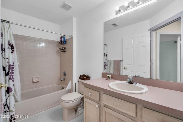 26 Tuscany Drive, Jackson, NJ 08527