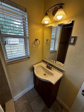8933 NARCISSUS AVENUE, Seminole, FL 33777