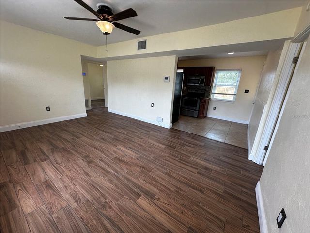 8933 NARCISSUS AVENUE, Seminole, FL 33777