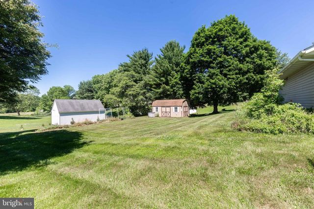 2409 DEER PARK RD, Finksburg, MD 21048