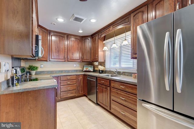 2409 DEER PARK RD, Finksburg, MD 21048