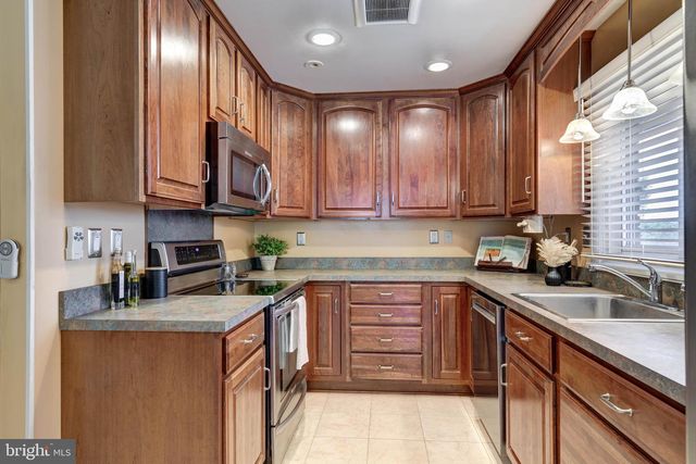 2409 DEER PARK RD, Finksburg, MD 21048