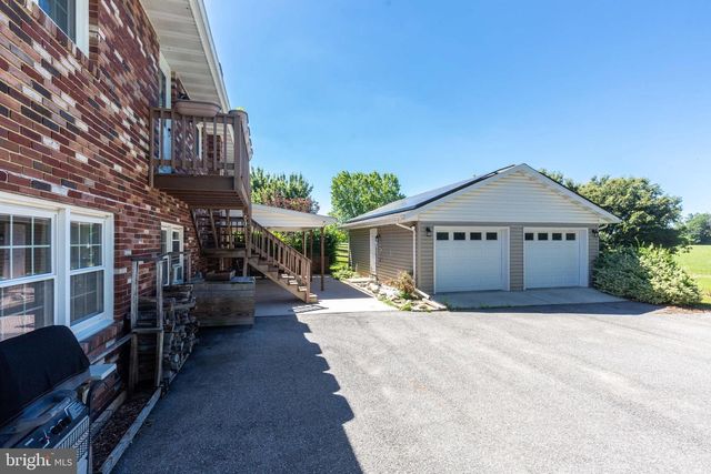 2409 DEER PARK RD, Finksburg, MD 21048