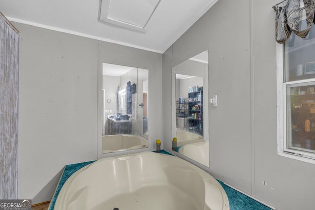 173 Old Hendry's Ch Road, Canon, GA 30520