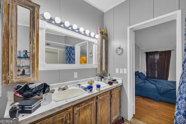 173 Old Hendry's Ch Road, Canon, GA 30520