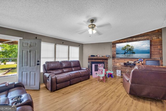 173 Old Hendry's Ch Road, Canon, GA 30520