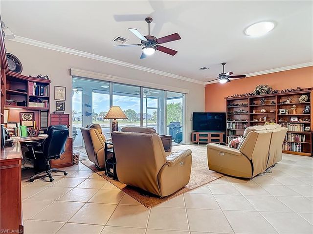 13337 QUEEN PALM RUN, North Fort Myers, FL 33903