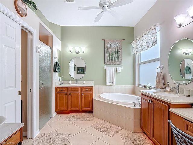 13337 QUEEN PALM RUN, North Fort Myers, FL 33903