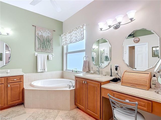 13337 QUEEN PALM RUN, North Fort Myers, FL 33903