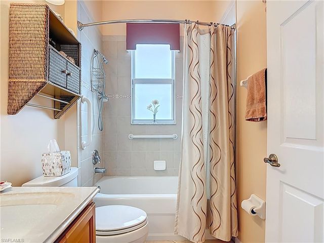 13337 QUEEN PALM RUN, North Fort Myers, FL 33903