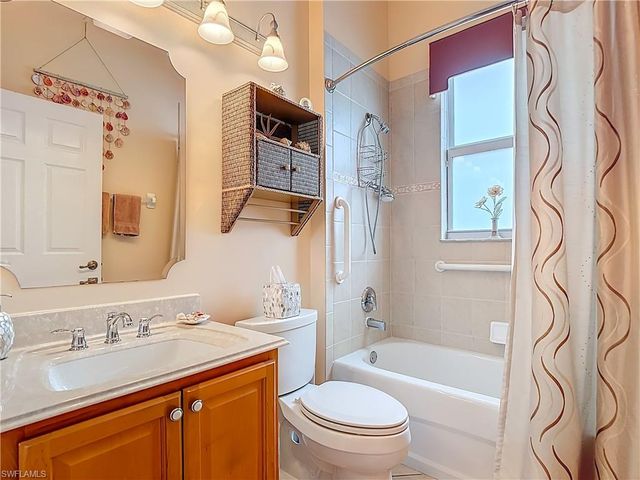 13337 QUEEN PALM RUN, North Fort Myers, FL 33903