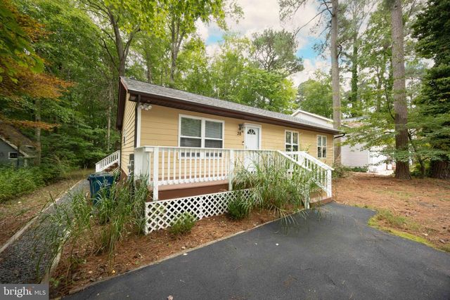 38 FAIRWAY LN, Berlin, MD 21811