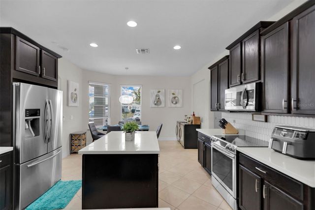 4454 INDIGO SKY LANE, Kissimmee, FL 34744