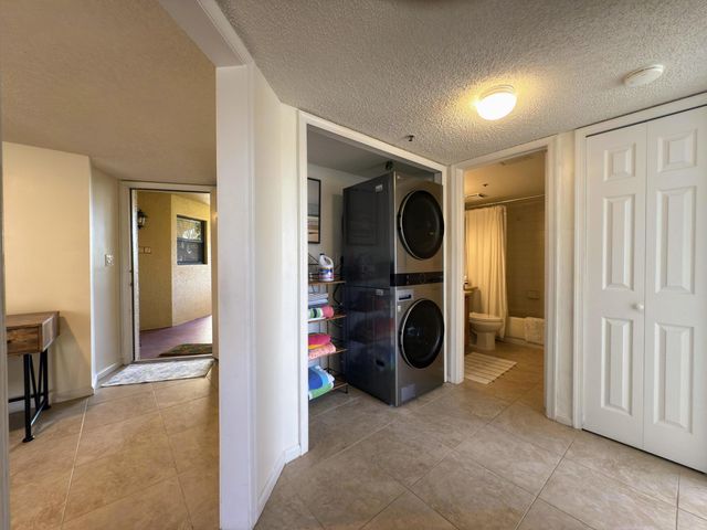 700 Uno Lago Drive 305, Juno Beach, FL 33408