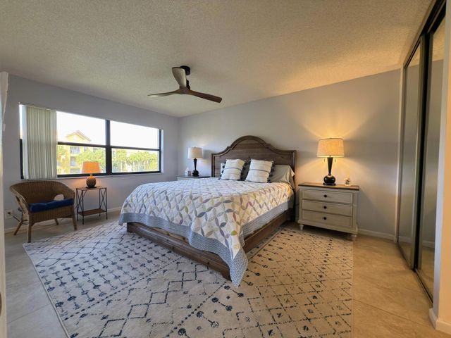 700 Uno Lago Drive 305, Juno Beach, FL 33408