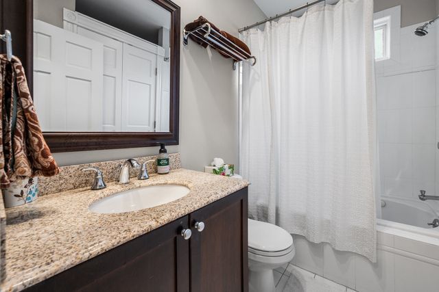 54 Chestnut St 3, Boston, MA 02129