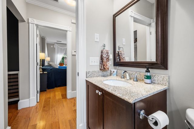54 Chestnut St 3, Boston, MA 02129