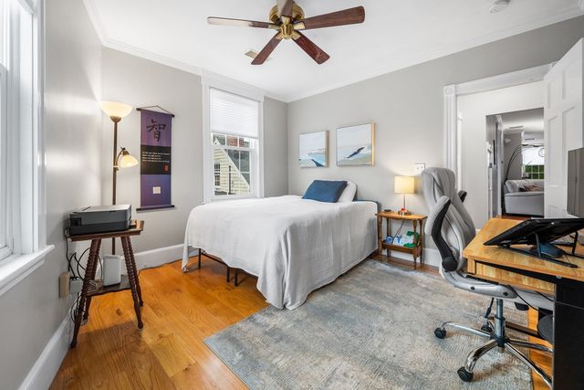 54 Chestnut St 3, Boston, MA 02129