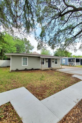 6526 Linden Street, Houston, TX 77087