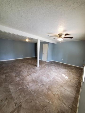 6526 Linden Street, Houston, TX 77087