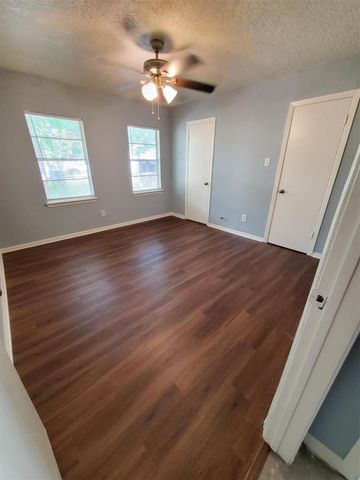 6526 Linden Street, Houston, TX 77087