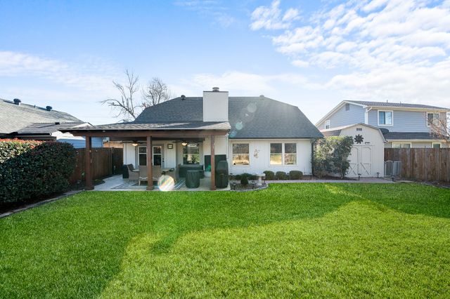 6805 Black Wing Drive, Fort Worth, TX 76137