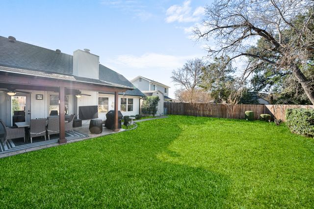 6805 Black Wing Drive, Fort Worth, TX 76137