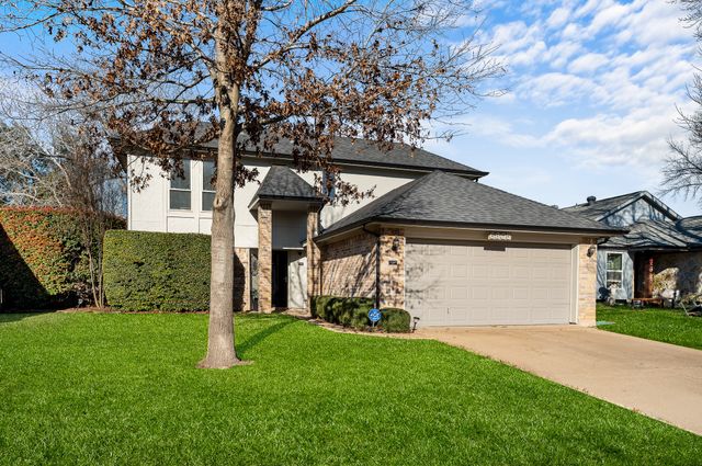 6805 Black Wing Drive, Fort Worth, TX 76137