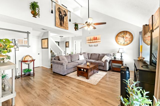 6805 Black Wing Drive, Fort Worth, TX 76137