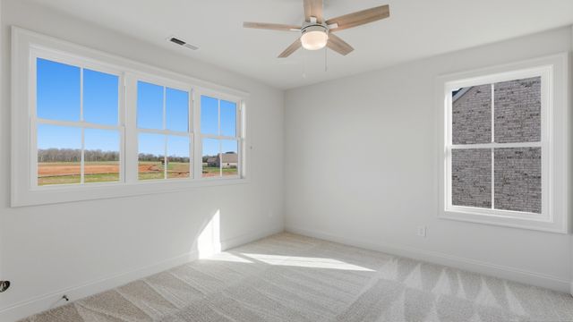 5544 Sinclair St, Murfreesboro, TN 37127
