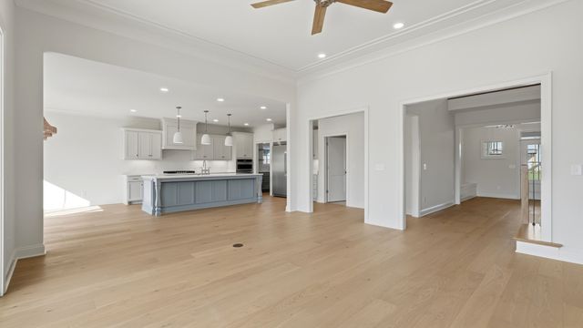5544 Sinclair St, Murfreesboro, TN 37127