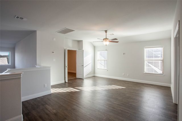 7600 Clear Rapids Drive, Mckinney, TX 75071