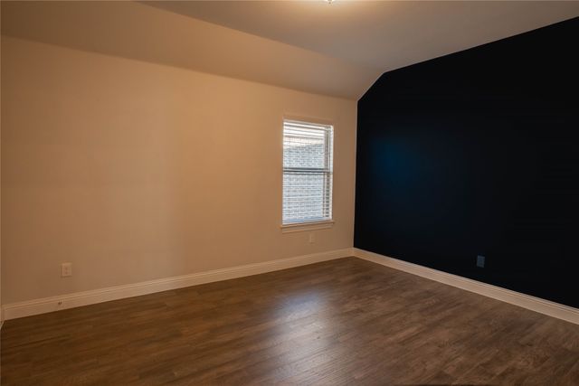 7600 Clear Rapids Drive, Mckinney, TX 75071
