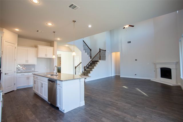 7600 Clear Rapids Drive, Mckinney, TX 75071