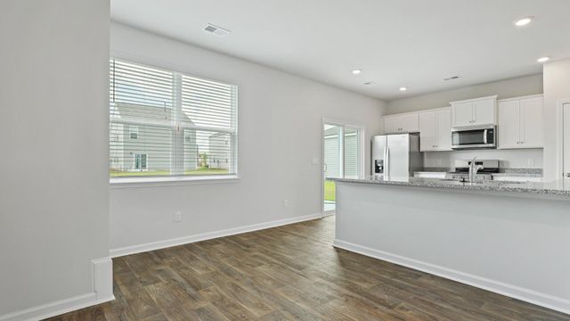 812 Baywood Lane, Summerville, SC 29486