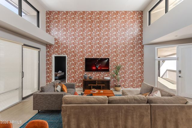 4021 N 75th Street 201, Scottsdale, AZ 85251